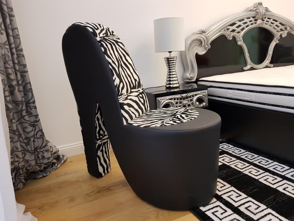 Old Town Cristal Apartment By Otium Krakow Ngoại thất bức ảnh