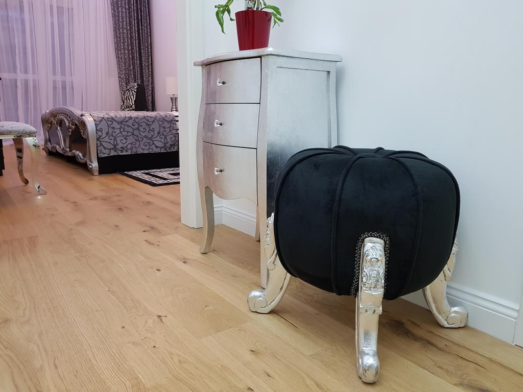 Old Town Cristal Apartment By Otium Krakow Ngoại thất bức ảnh