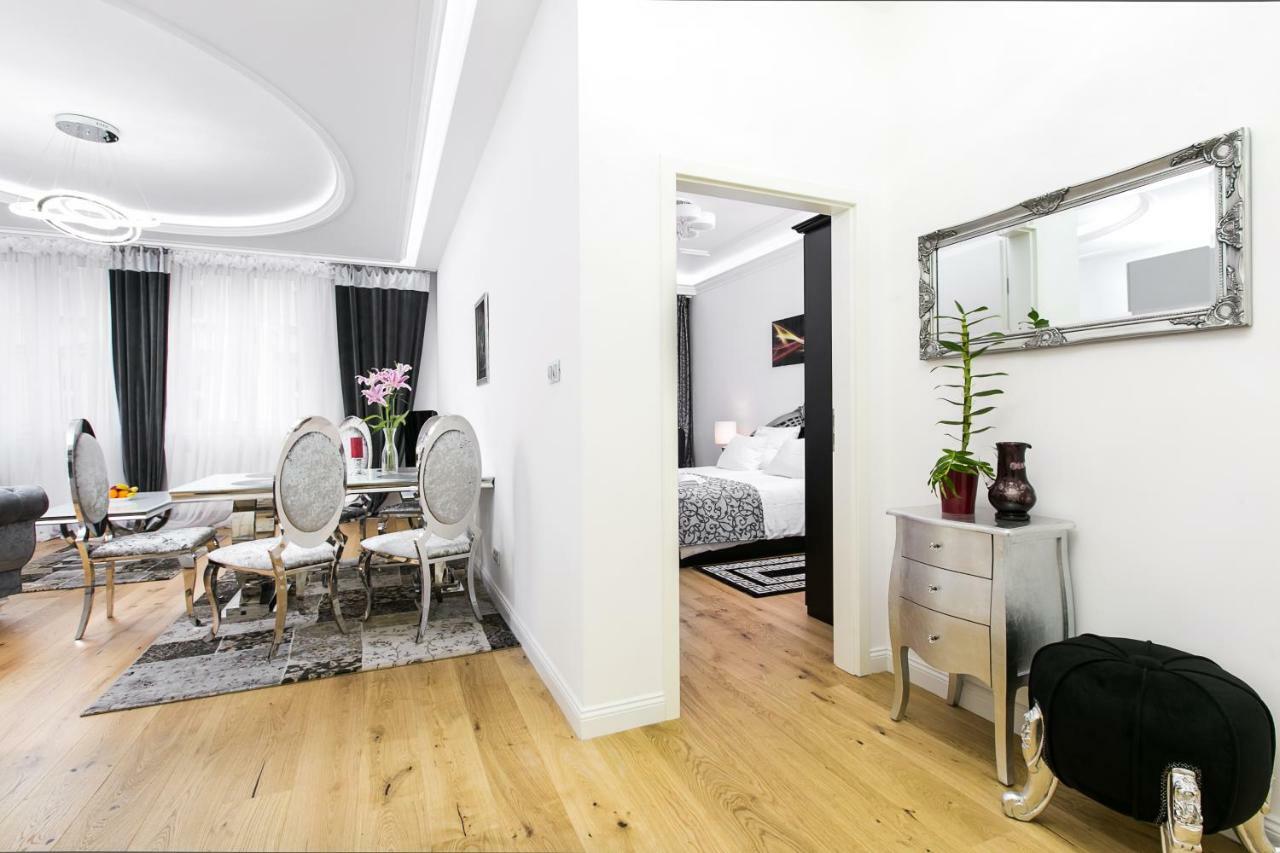 Old Town Cristal Apartment By Otium Krakow Ngoại thất bức ảnh