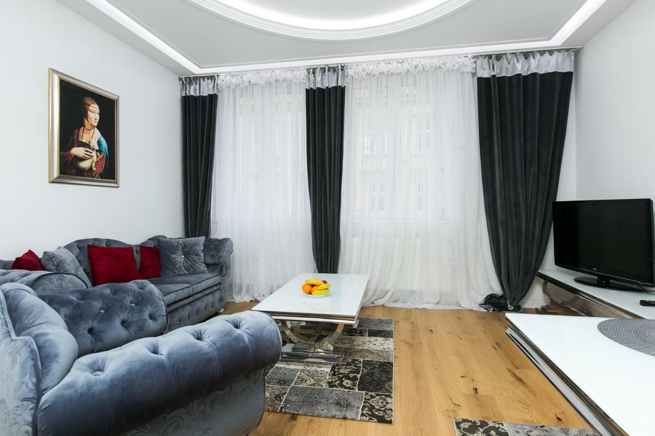 Old Town Cristal Apartment By Otium Krakow Ngoại thất bức ảnh