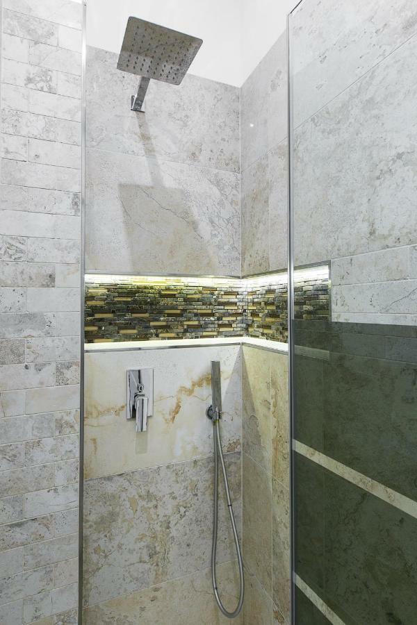 Old Town Cristal Apartment By Otium Krakow Ngoại thất bức ảnh